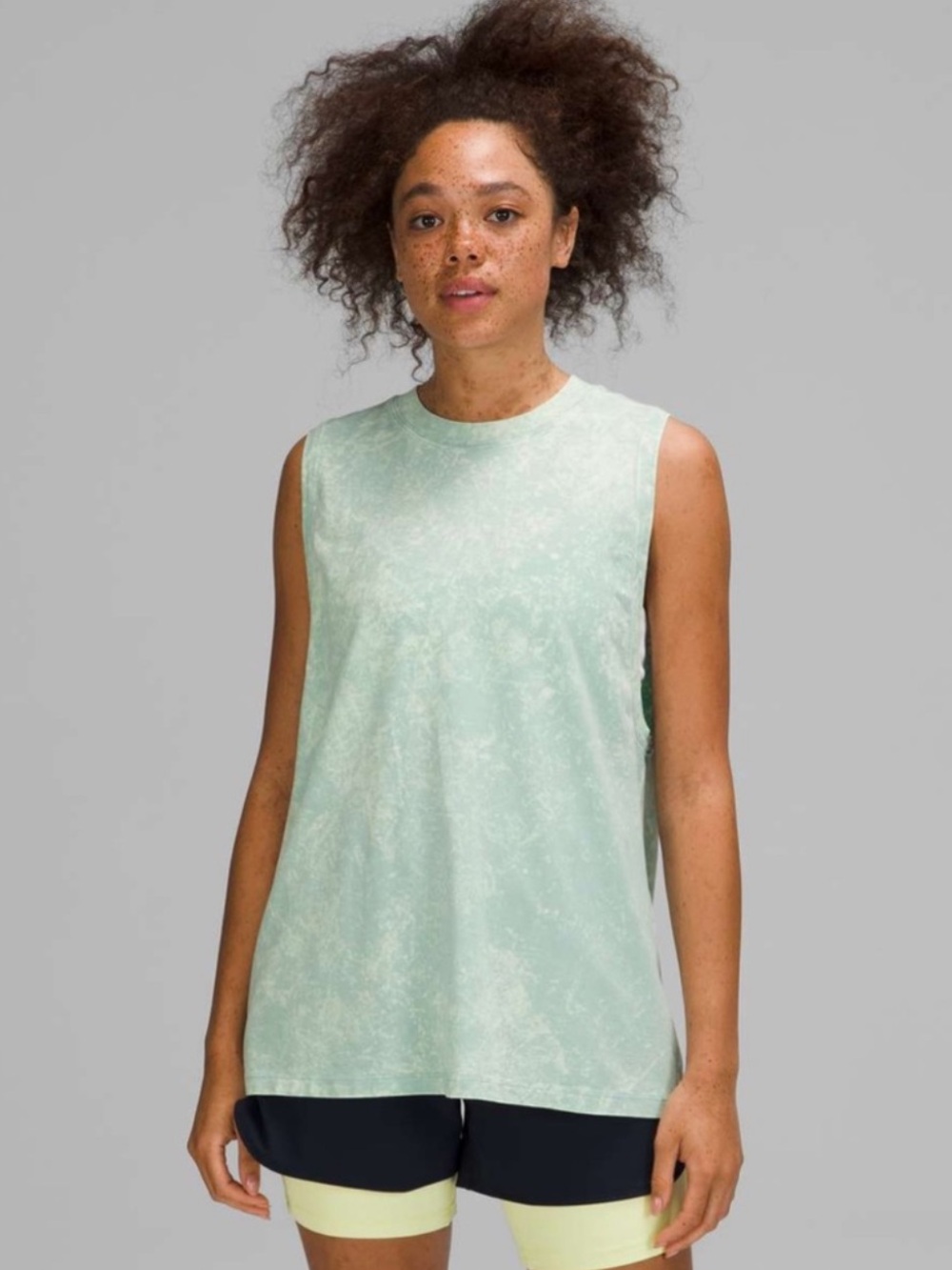 lululemon athletica sage green marble tank top